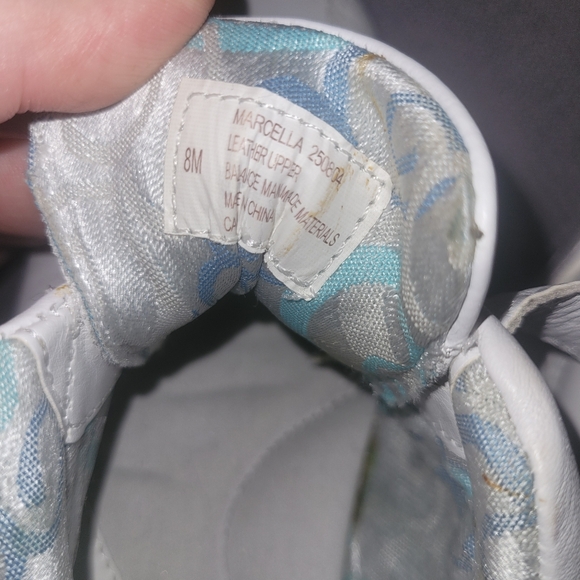 Nurse Mates Marcella white shoes 8M - Picture 4 of 5